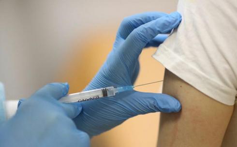 Могут ли ВИЧ-инфицированные получить вакцину от COVID-19