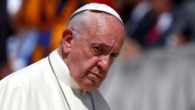 Папа Римский заявил, что мир стал глух к участи бедных