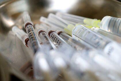 В России зарегистрирован первый отечественный препарат для лечения коронавируса
