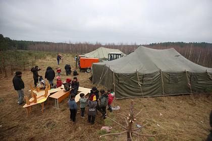 Оказавшиеся в Минске мигранты отказались ехать на границу с ЕС