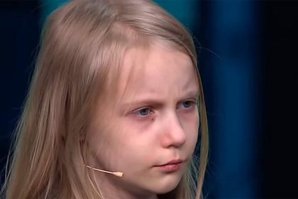 Детского омбудсмена попросили защитить 9-летнюю студентку в МГУ Алису Теплякову