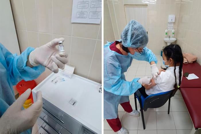 Первую дозу вакцины Pfizer получили подростки в Талдыкоргане