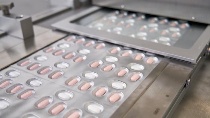 Pfizer подала заявку на экстренное применение таблеток от COVID-19
                17 ноября 2021, 07:39