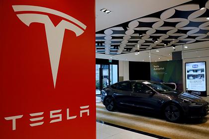 Tesla оспорит решение о выплате чернокожему сотруднику 100 миллионов долларов