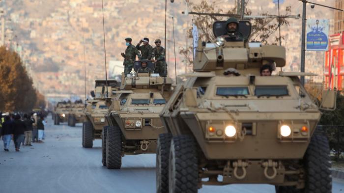 Трамп назвал парад талибов с военной техникой США 