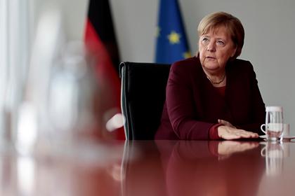Меркель отказала Лукашенко в приеме мигрантов Германией