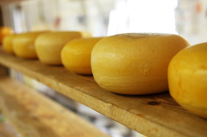 В октябре экспорт сыров уменьшился на 34%, импорт – увеличился на 27%