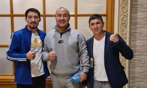 Экс-обладатель титула WBC отметил с Алимханулы его победу и обратился к казахстанцам. Фото