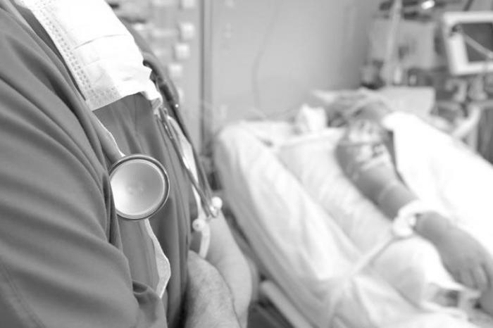 Парень скончался от коронавируса в больнице Алматинской области: родные винят врачей