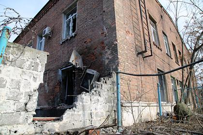 Украинские военные за сутки дважды обстреляли Донбасс