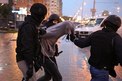 В белорусской милиции выявили два типа экстремистов в стране