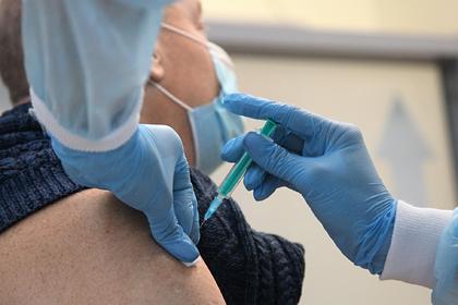 В Ленобласти ввели обязательную вакцинацию от COVID-19 для ряда граждан