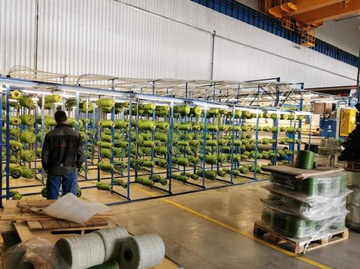 На заводе УАФ в Краматорске готовят к старту промышленное производство искусственных футбольных покрытий