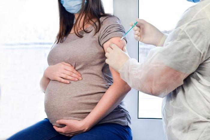 Нужно ли беременным вакцинироваться от коронавируса