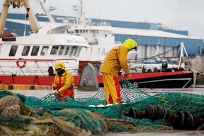 Французские рыбаки пообещали заблокировать порты в Ла-Манше