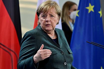 Премьер Польши раскритиковал Меркель за разговор с Лукашенко