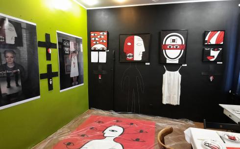 Проект «Предчувствие» в Караганде: красное и черное