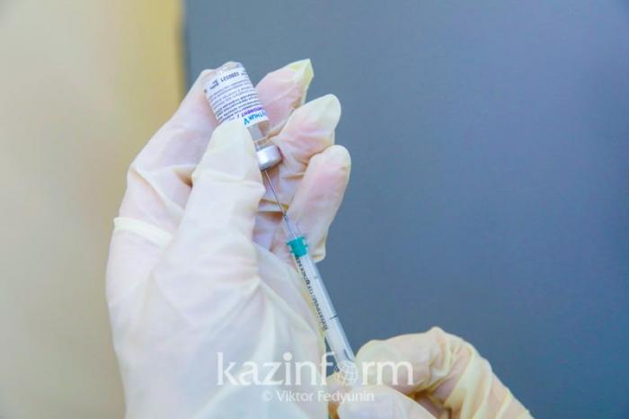 Первый компонент вакцин от COVID-19 получили 250 тысяч атыраусцев