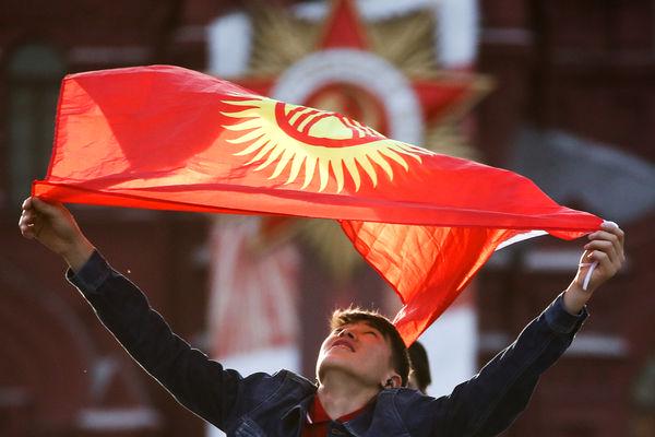 На выборах в Киргизии одерживают победу пропрезидентские партии