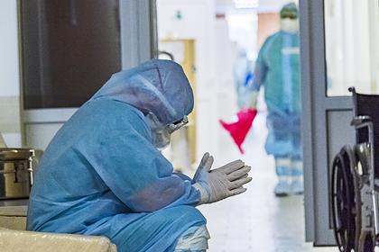 Российский инфекционист связал приход омикрон-штамма с концом пандемии