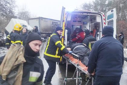 На Украине в дорожной аварии погибли 11 человек