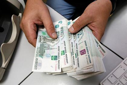 Экономист усомнился в введении США и ЕС ограничений на обмен рубля