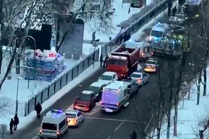 Источник раскрыл подробности стрельбы с двумя погибшими в МФЦ в Москве