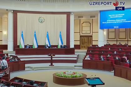 Узбекские депутаты поспорили о легализации насвая