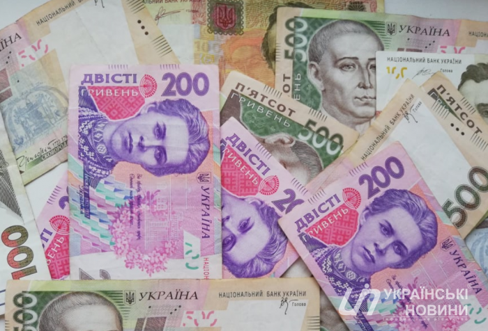 Гривна начала укрепляться. Официальный курс валют от НБУ на 8 декабря