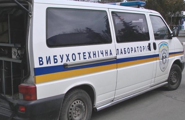 В Киеве на левом берегу из двух ТРЦ эвакуировали посетителей