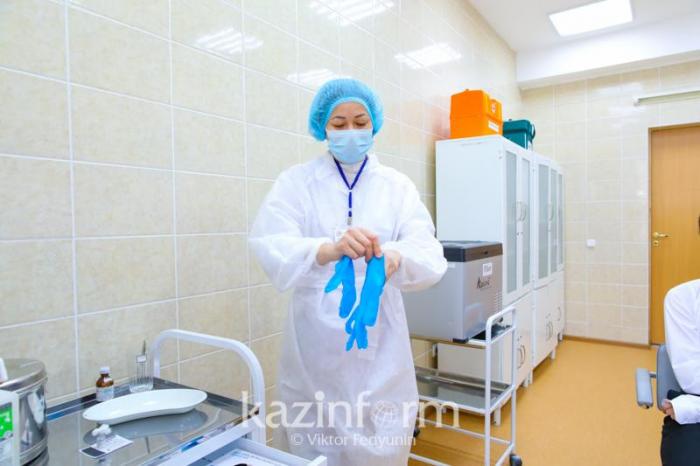 Борьба с коронавирусом: на надбавки столичным медработникам направлено 18,79 млрд тенге