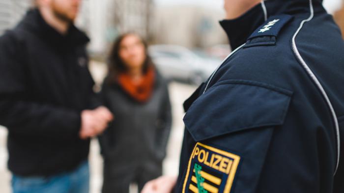 Полиция расследует вероятный сговор антивакцинаторов в Германии
                15 декабря 2021, 17:53