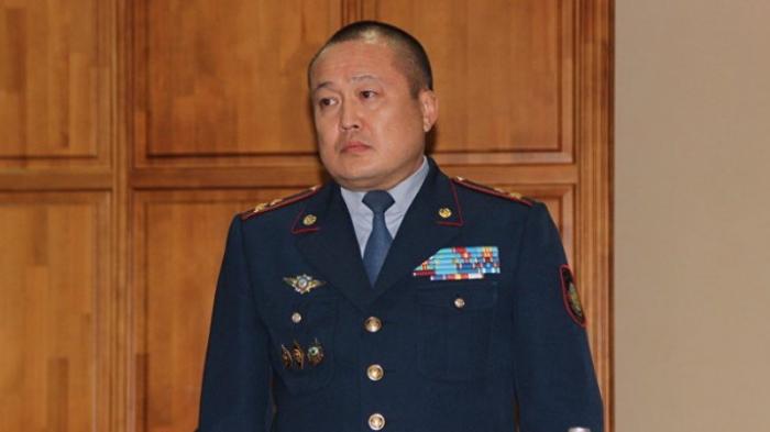 СМИ выяснили, чем занимается генерал Абисатов после скандального увольнения
                17 декабря 2021, 03:19