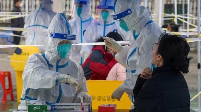 Масштабное тестирование населения начали в китайском городе из-за вспышки COVID-19
                21 декабря 2021, 18:14