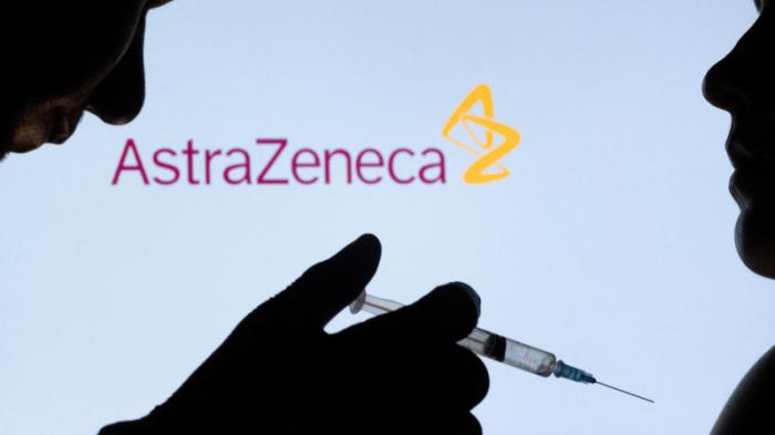 AstraZeneca и Оксфорд приступили к созданию вакцины против 