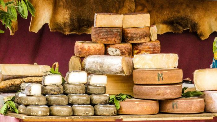 Украина начала расследование по импорту сыров