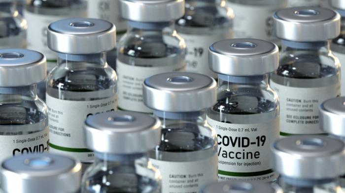 Минздрав Германии высказался о введении четвертой дозы вакцины против COVID-19
                23 декабря 2021, 15:11
