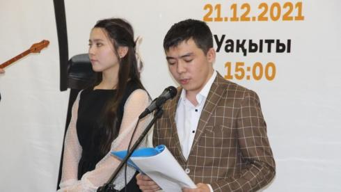 Студент из Жезказгана победил в поэтической дуэли