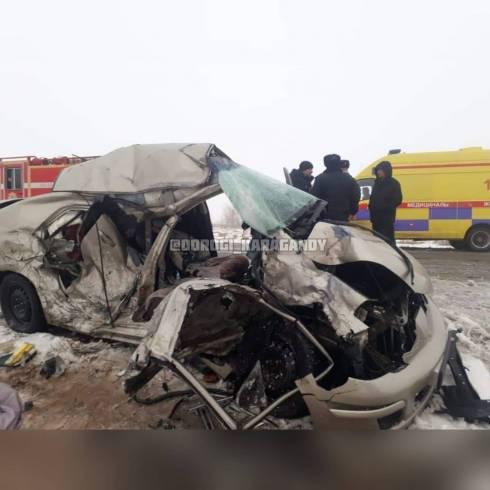 В страшной аварии на трассе Жезказган - Караганда погибла 57-летняя женщина