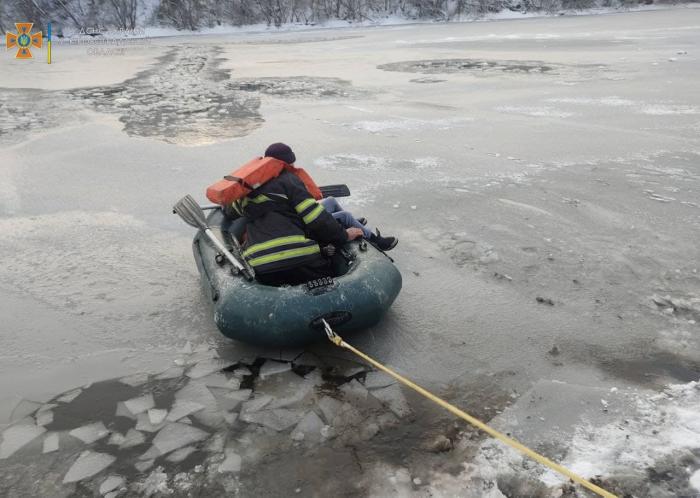 На Кировоградщине двое детей провалились под лед. Оба не выжили