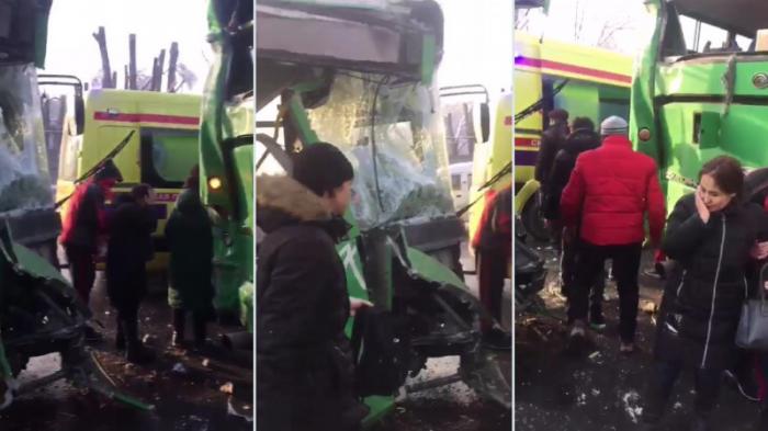 Два автобуса столкнулись в Алматы, пострадали пассажиры
                28 декабря 2021, 12:56