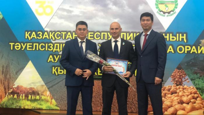 Лучших аграриев наградили в Алматинской области
                28 декабря 2021, 21:56