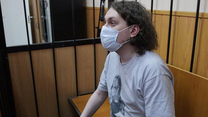 Российского блогера Юрия Хованского отпустили из СИЗО
                30 декабря 2021, 01:01