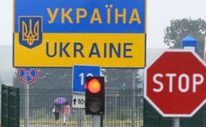 В Украине отменили самоизоляцию для украинцев, въезжающих с временно оккупированных территорий