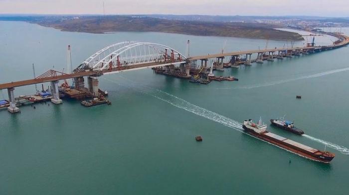 СНБО ввел санкции против 6 физлиц и 24 юрлиц, причастных к незаконному сооружению Керченского моста