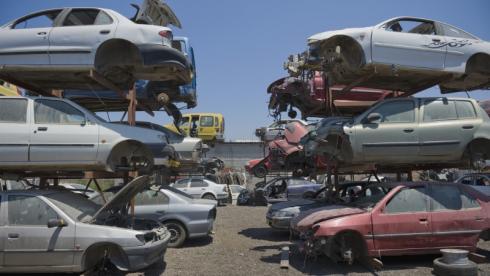 В Казахстане с 5 января возобновляют прием старых авто на утилизацию