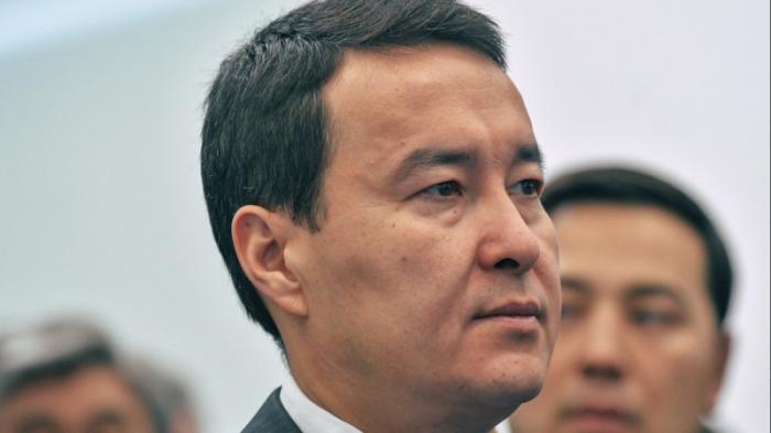 Алихан Смаилов назначен премьер-министром Казахстана
                11 января 2022, 11:22