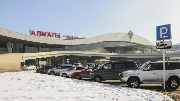 Первые пассажиры вылетели из аэропорта Алматы
                13 января 2022, 09:01