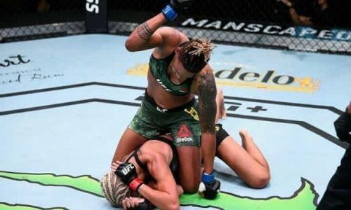 Бой первой казахстанки в UFC навсегда вошел в историю женского ММА
