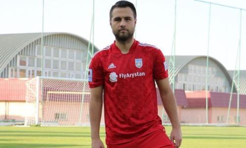Футболист официально покинул клуб КПЛ ради Узбекистана